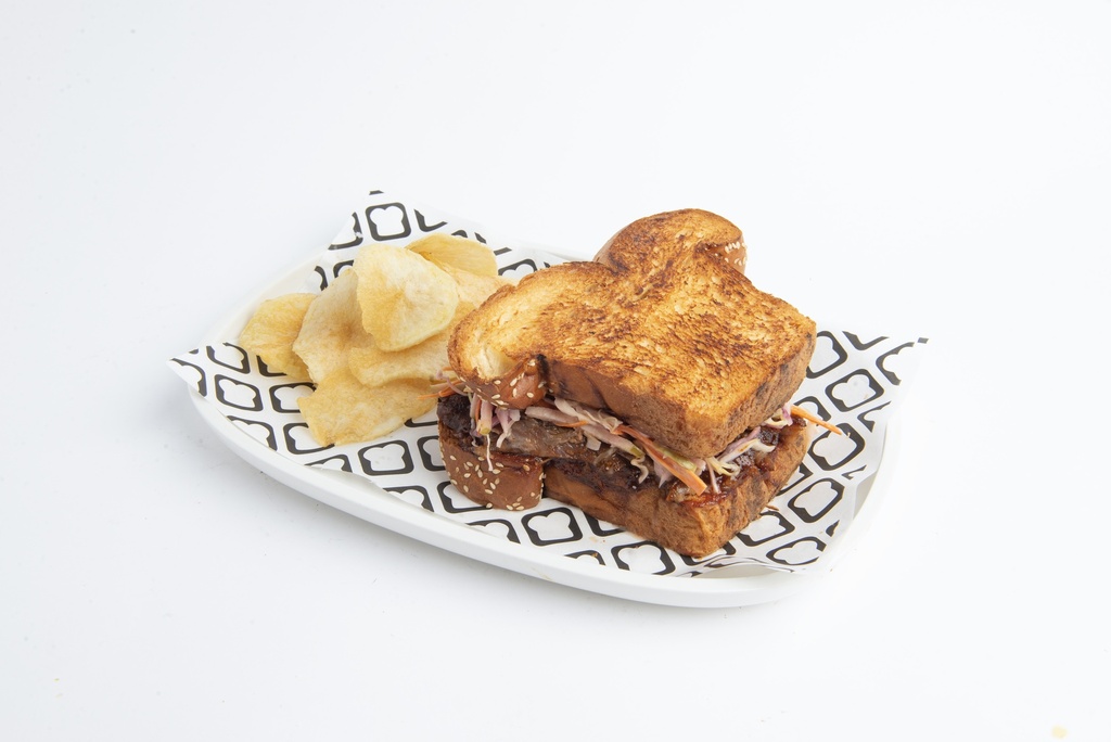 Signature brisket Pcs | ساندويتش البريسكت